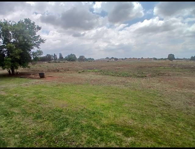 10,400M² VACANT LAND SOLD IN KOOKRUS